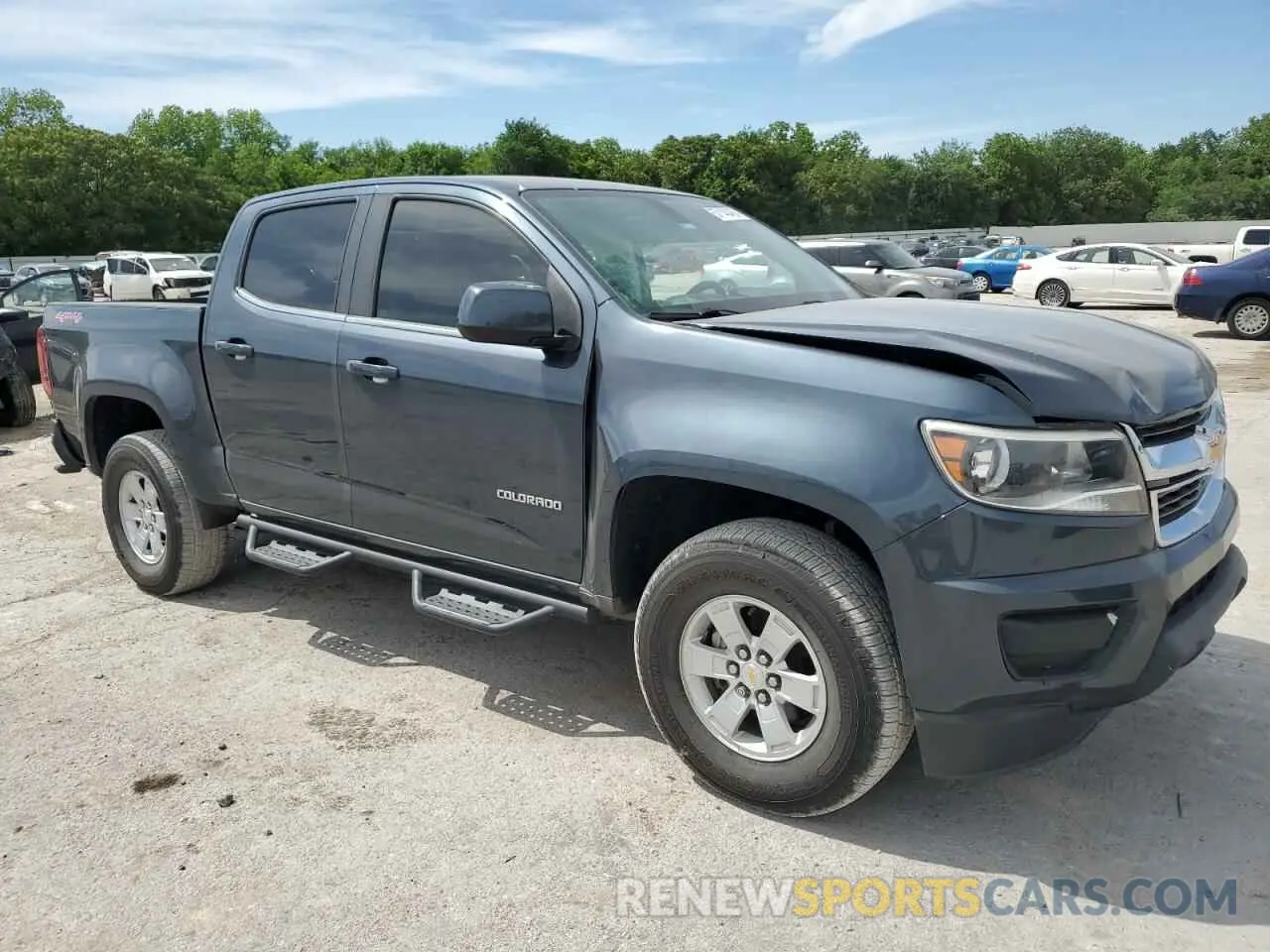 4 Photograph of a damaged car 1GCGTBEN1L1145469 CHEVROLET COLORADO 2020