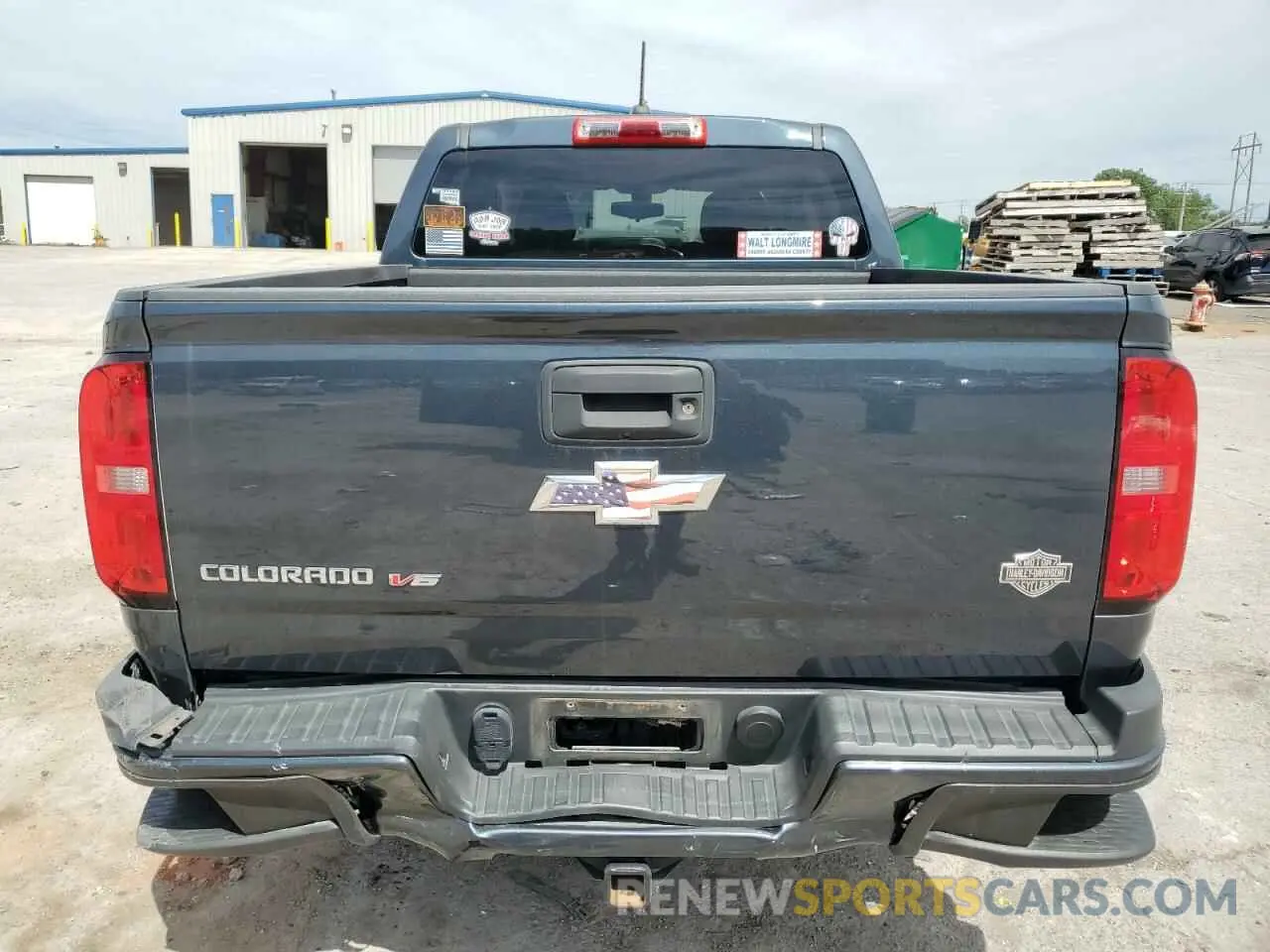 6 Photograph of a damaged car 1GCGTBEN1L1145469 CHEVROLET COLORADO 2020
