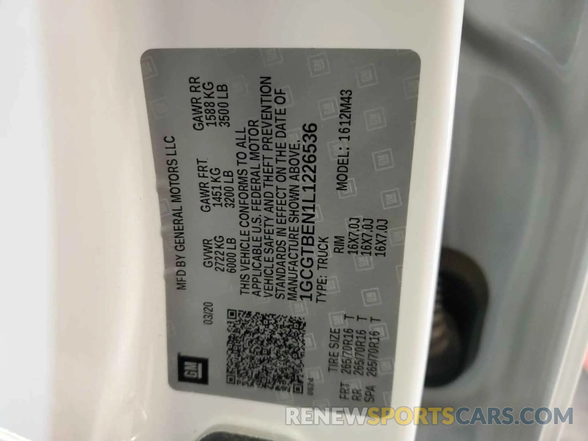 19 Photograph of a damaged car 1GCGTBEN1L1226536 CHEVROLET COLORADO 2020