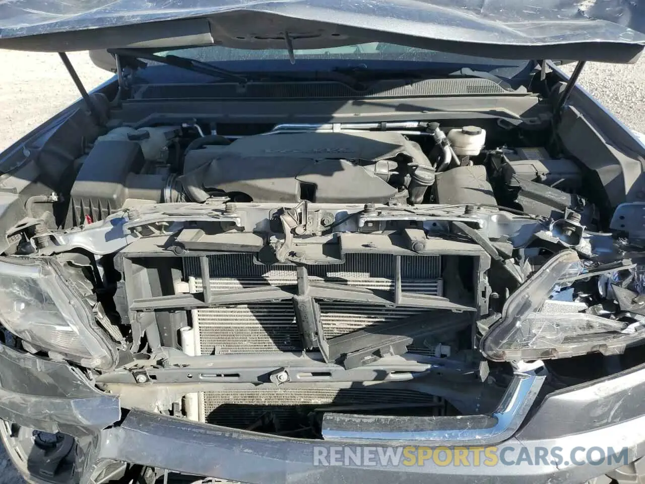 13 Photograph of a damaged car 1GCGTBEN2L1100394 CHEVROLET COLORADO 2020