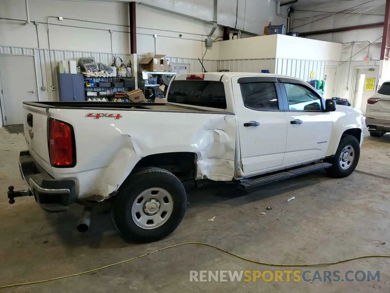3 Photograph of a damaged car 1GCGTBEN2L1163785 CHEVROLET COLORADO 2020