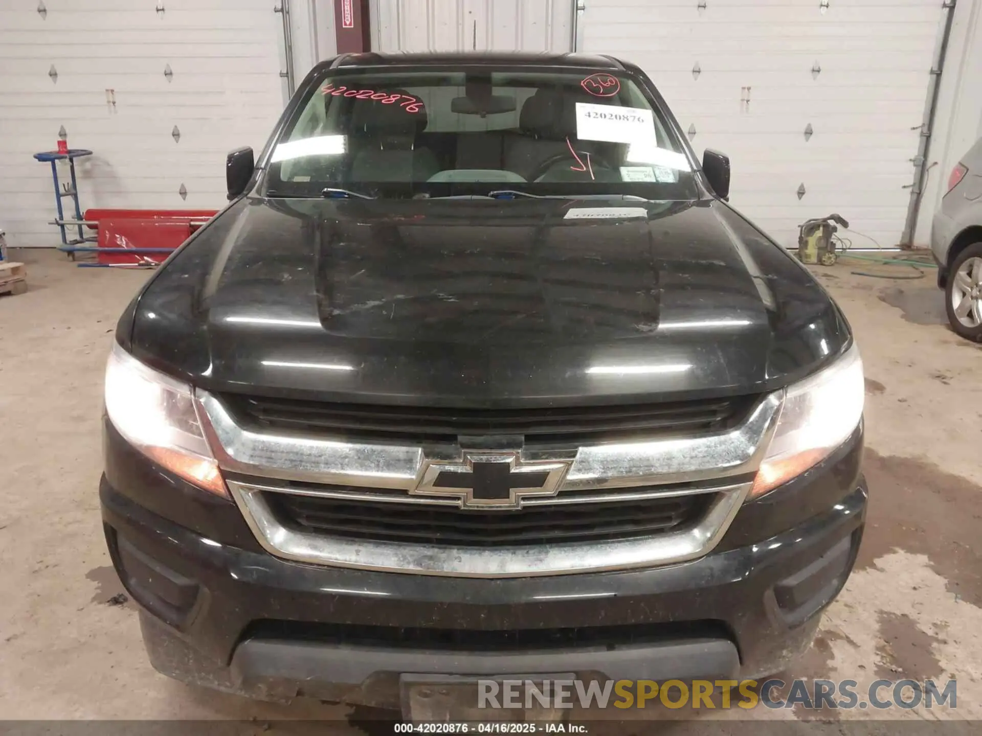 12 Photograph of a damaged car 1GCGTBEN2L1178464 CHEVROLET COLORADO 2020