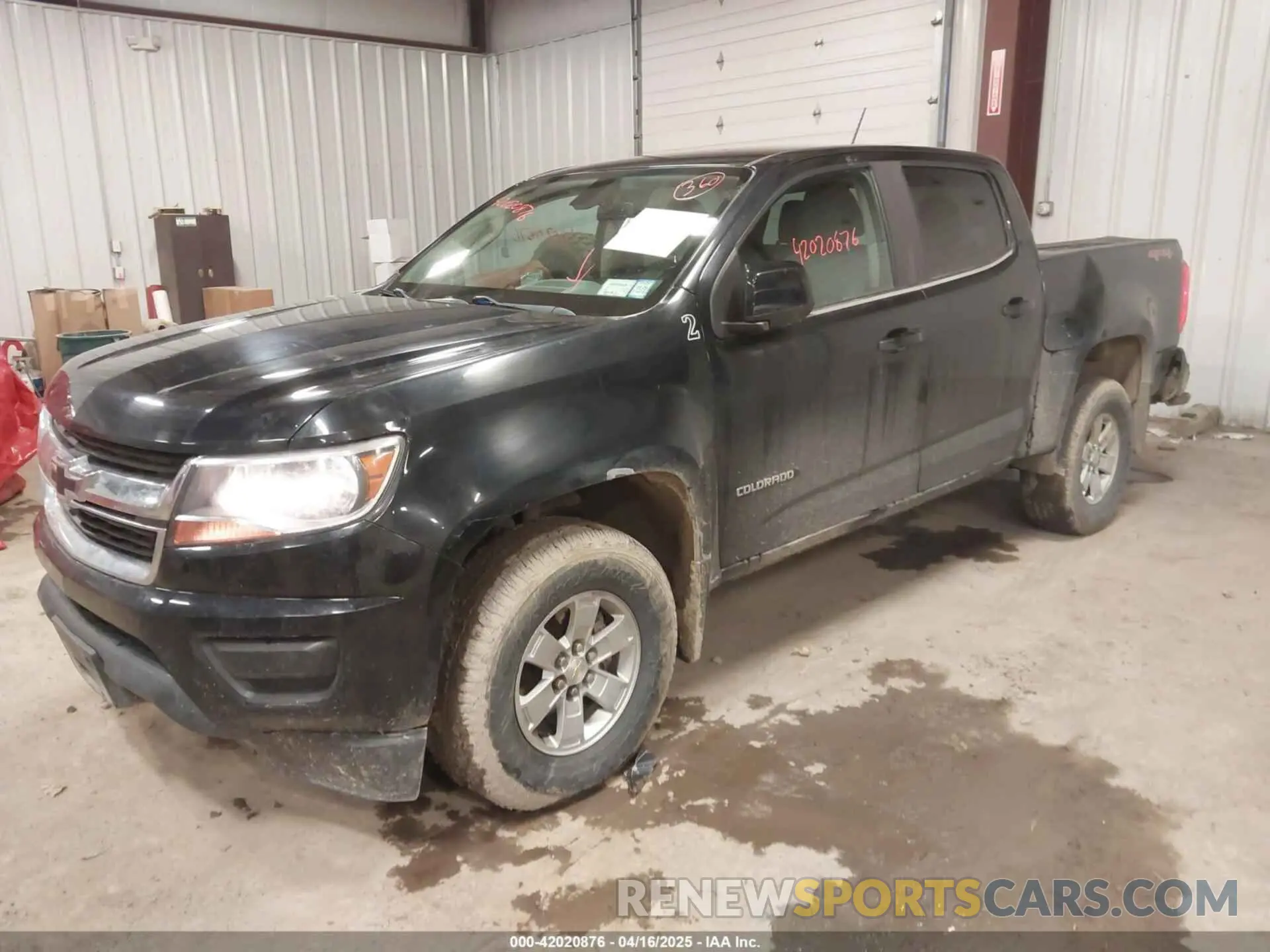 2 Photograph of a damaged car 1GCGTBEN2L1178464 CHEVROLET COLORADO 2020