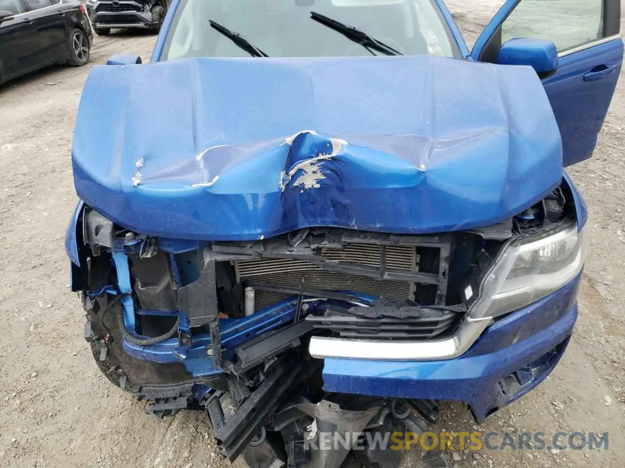 11 Photograph of a damaged car 1GCGTBEN4L1130643 CHEVROLET COLORADO 2020