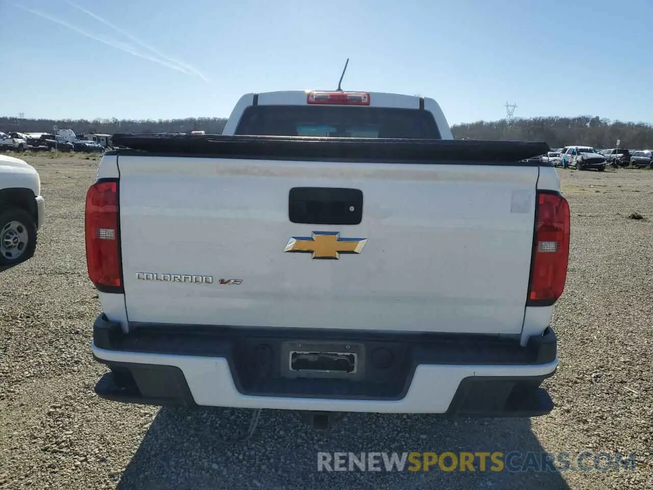 6 Photograph of a damaged car 1GCGTBEN4L1162315 CHEVROLET COLORADO 2020