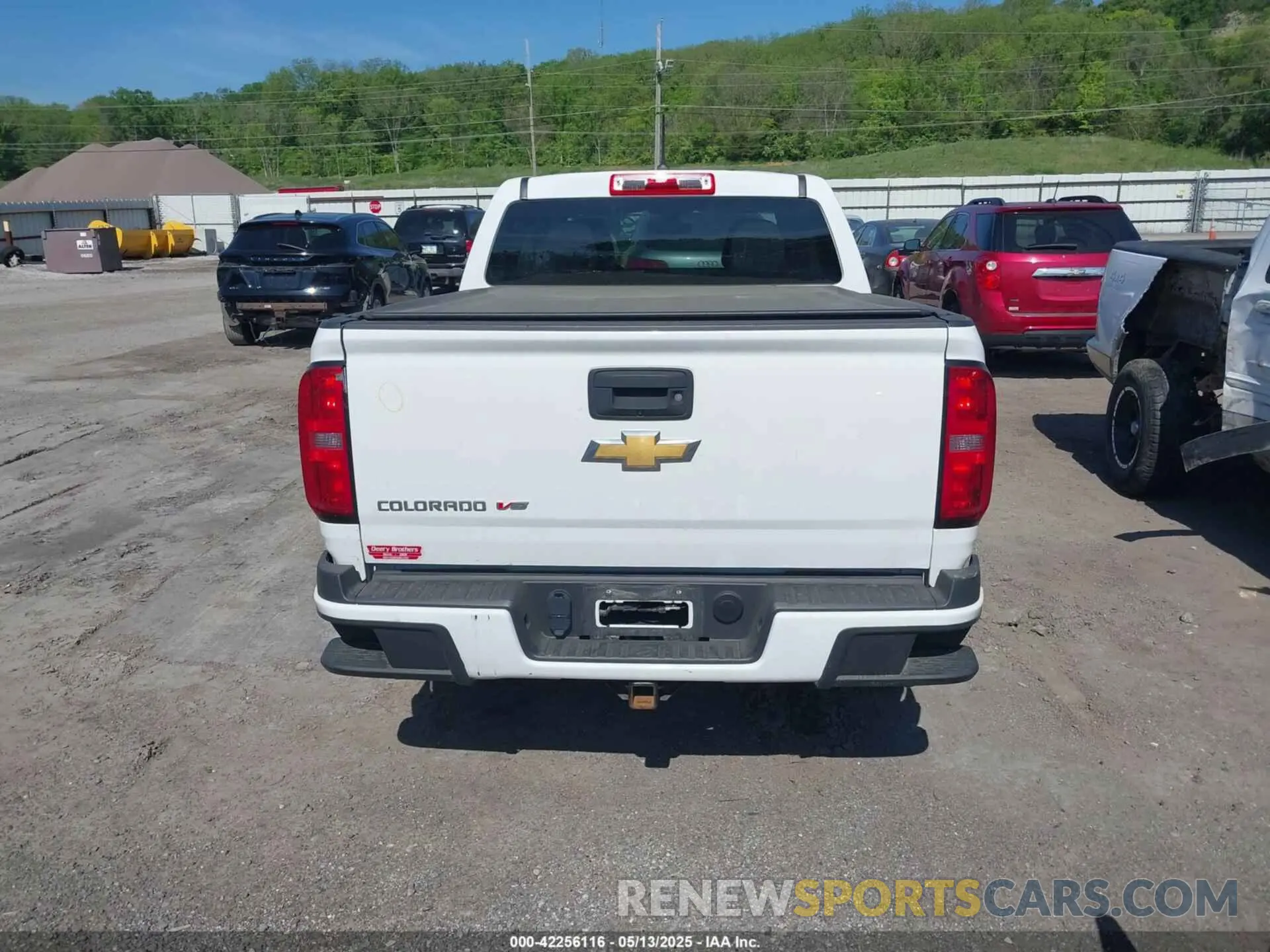 16 Photograph of a damaged car 1GCGTBEN4L1227194 CHEVROLET COLORADO 2020
