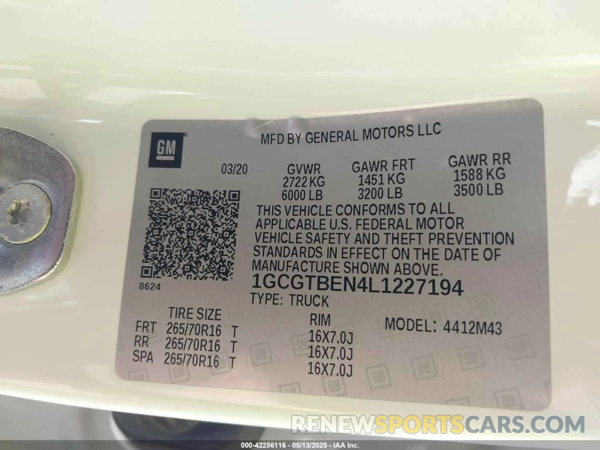 9 Photograph of a damaged car 1GCGTBEN4L1227194 CHEVROLET COLORADO 2020