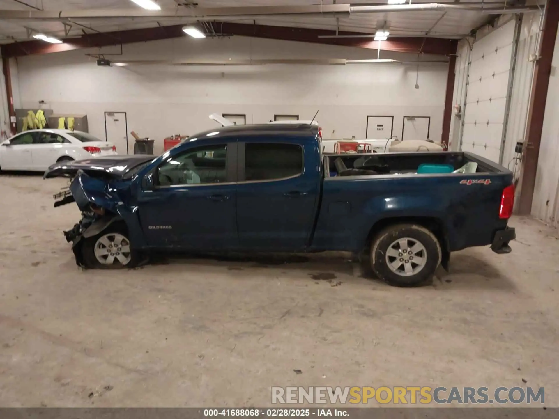 14 Photograph of a damaged car 1GCGTBEN7L1113061 CHEVROLET COLORADO 2020