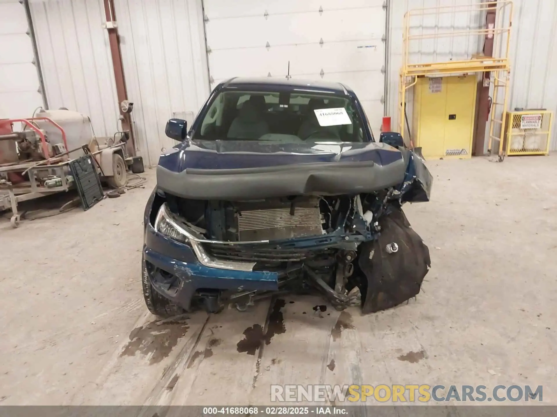 6 Photograph of a damaged car 1GCGTBEN7L1113061 CHEVROLET COLORADO 2020