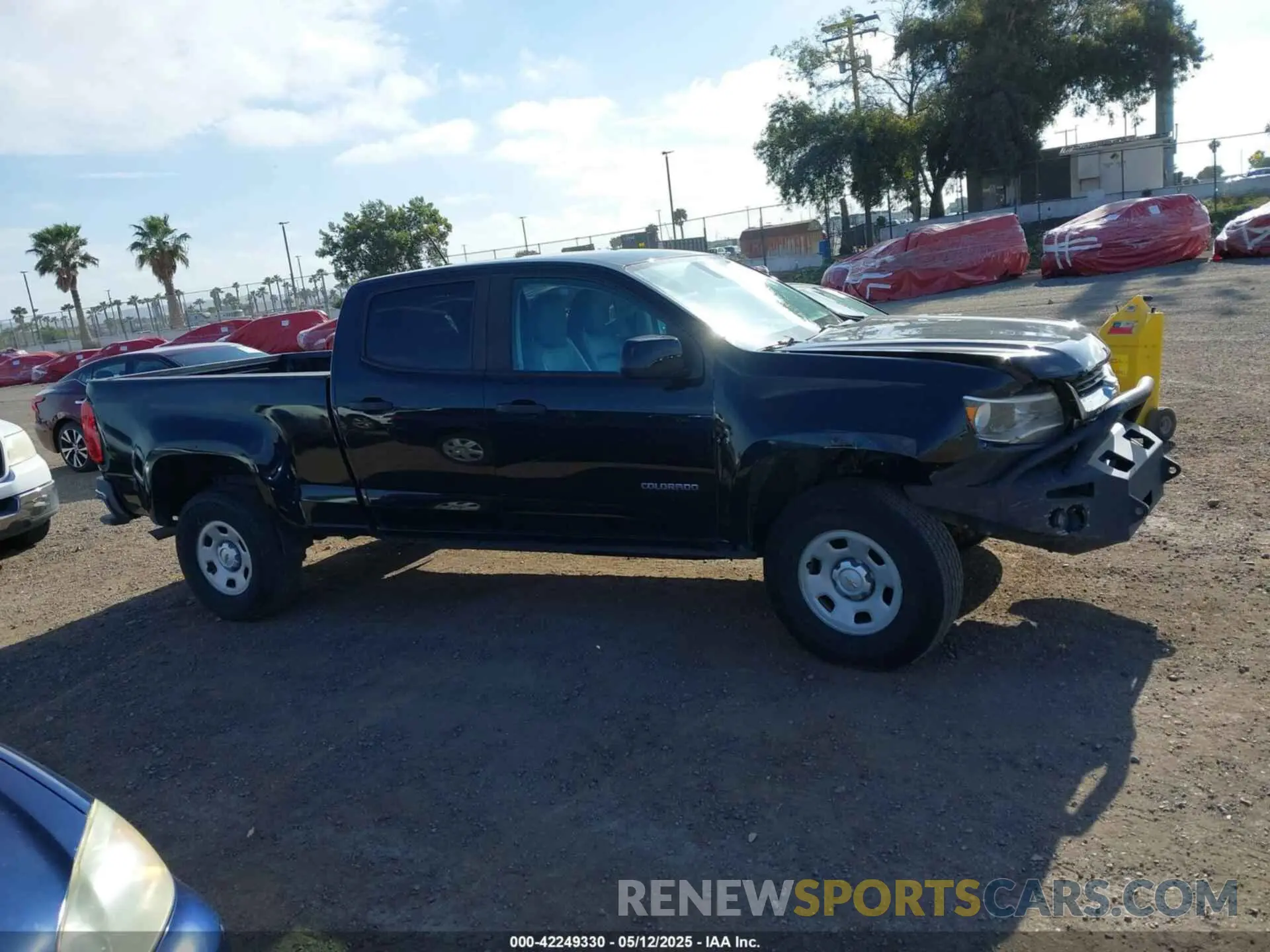 13 Photograph of a damaged car 1GCGTBENXL1212795 CHEVROLET COLORADO 2020