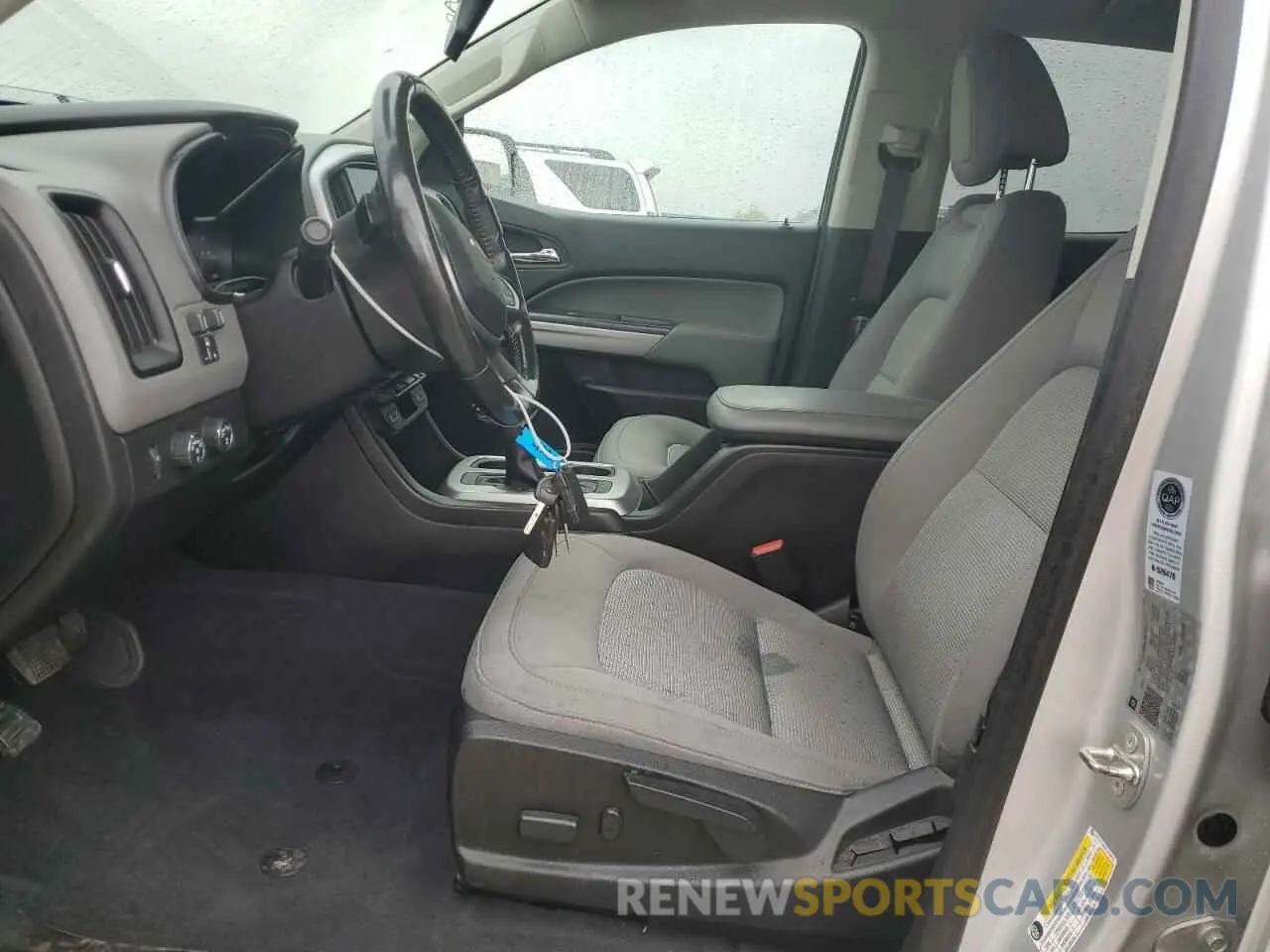 7 Photograph of a damaged car 1GCGTCEN0L1158851 CHEVROLET COLORADO 2020