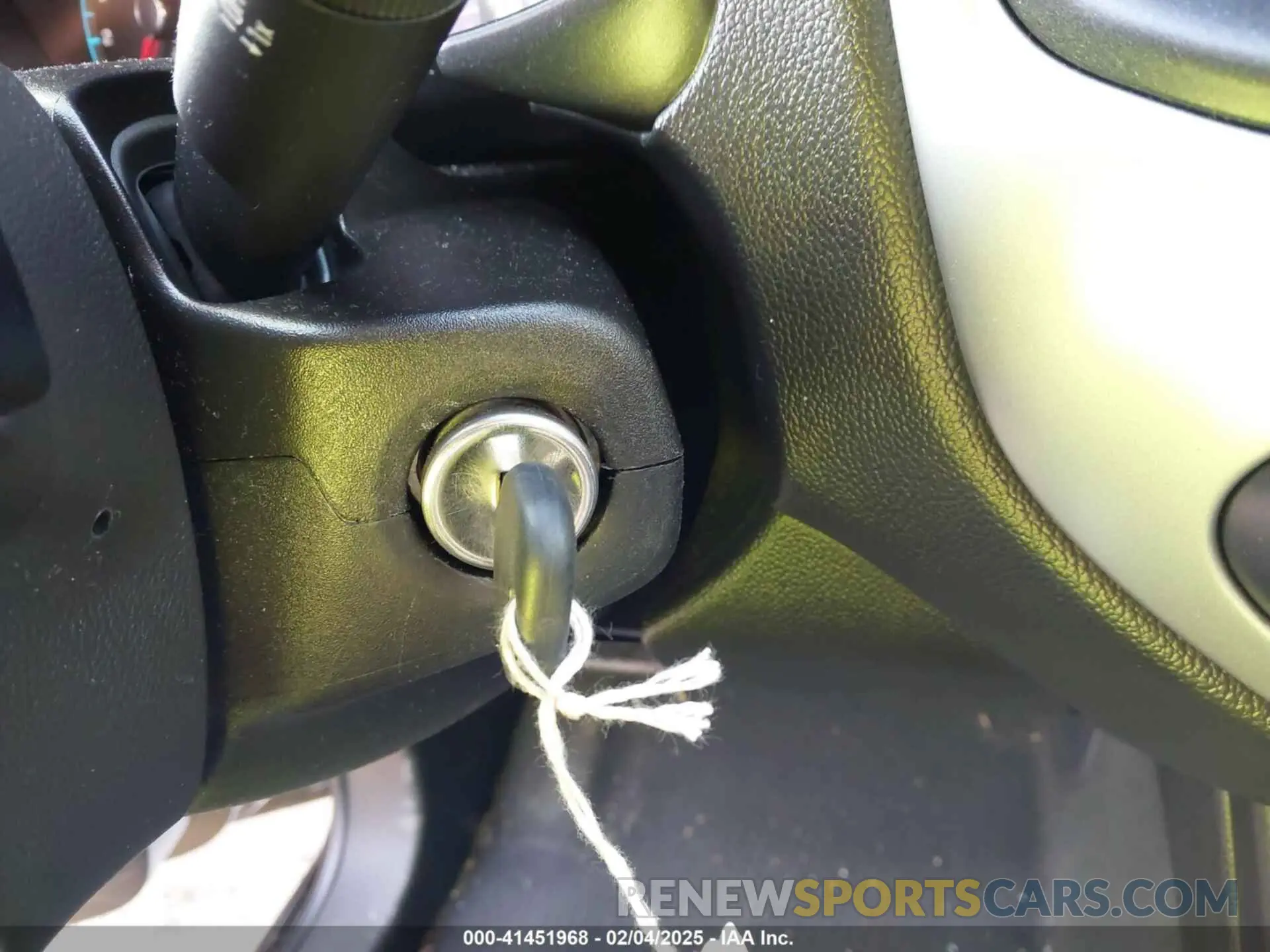 11 Photograph of a damaged car 1GCGTCEN6L1129659 CHEVROLET COLORADO 2020