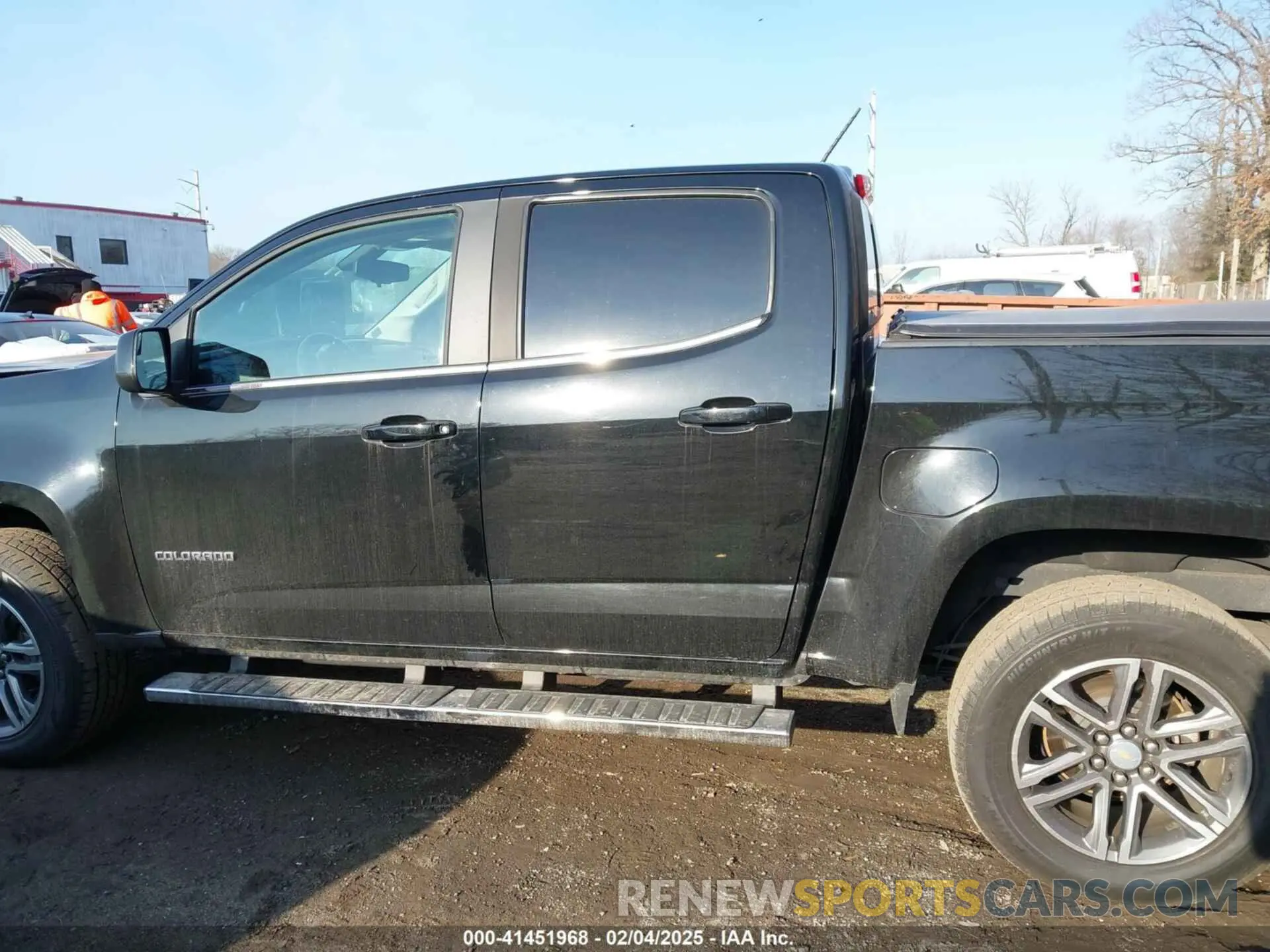 15 Photograph of a damaged car 1GCGTCEN6L1129659 CHEVROLET COLORADO 2020