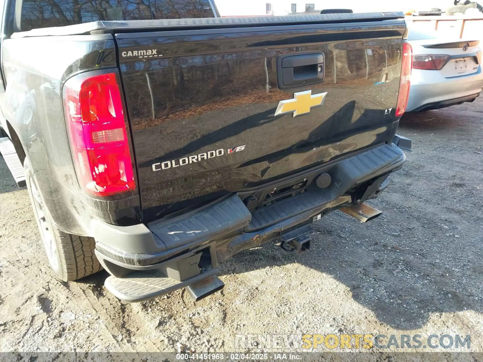 6 Photograph of a damaged car 1GCGTCEN6L1129659 CHEVROLET COLORADO 2020