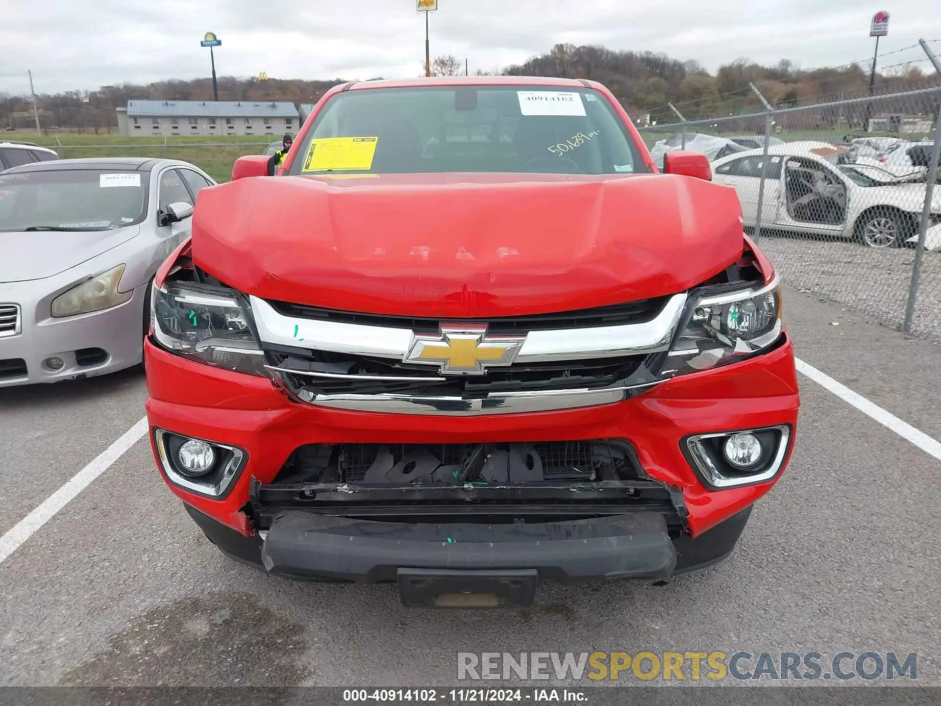 12 Photograph of a damaged car 1GCGTCEN6L1149328 CHEVROLET COLORADO 2020