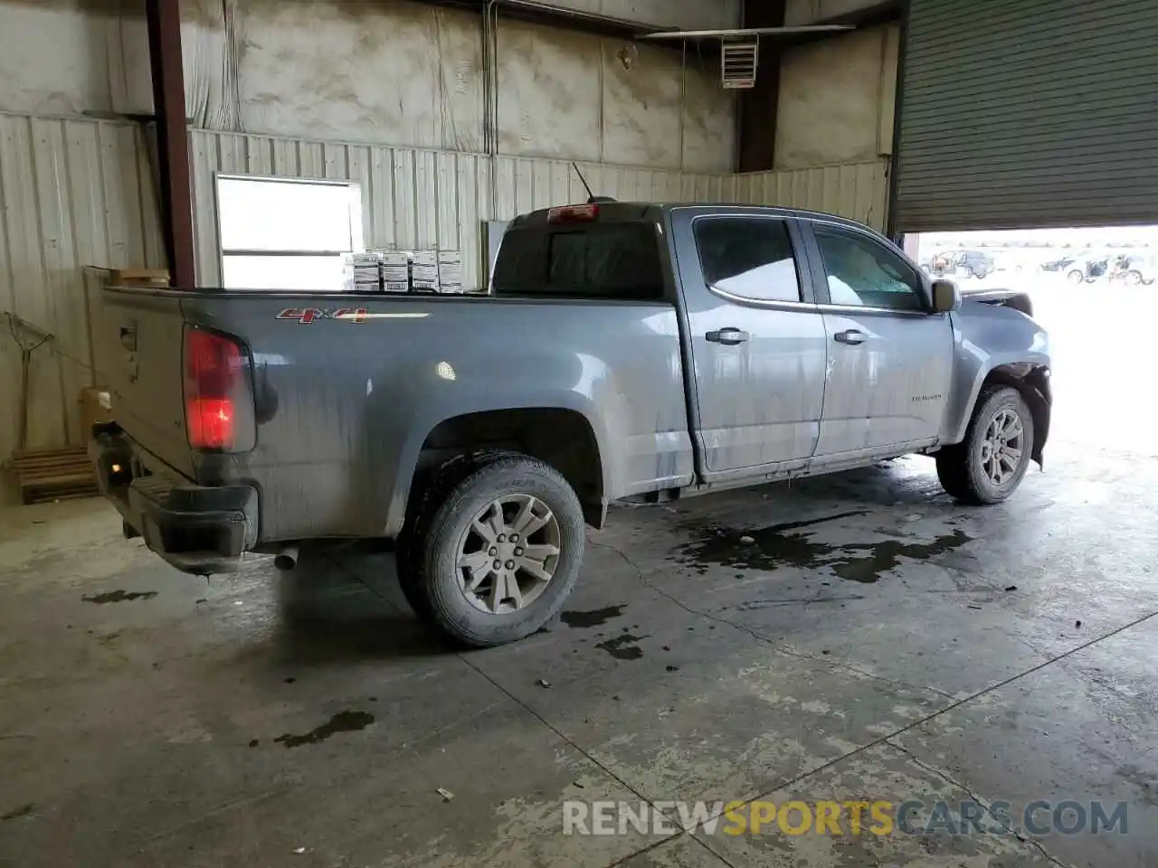 3 Photograph of a damaged car 1GCGTCEN7L1154764 CHEVROLET COLORADO 2020