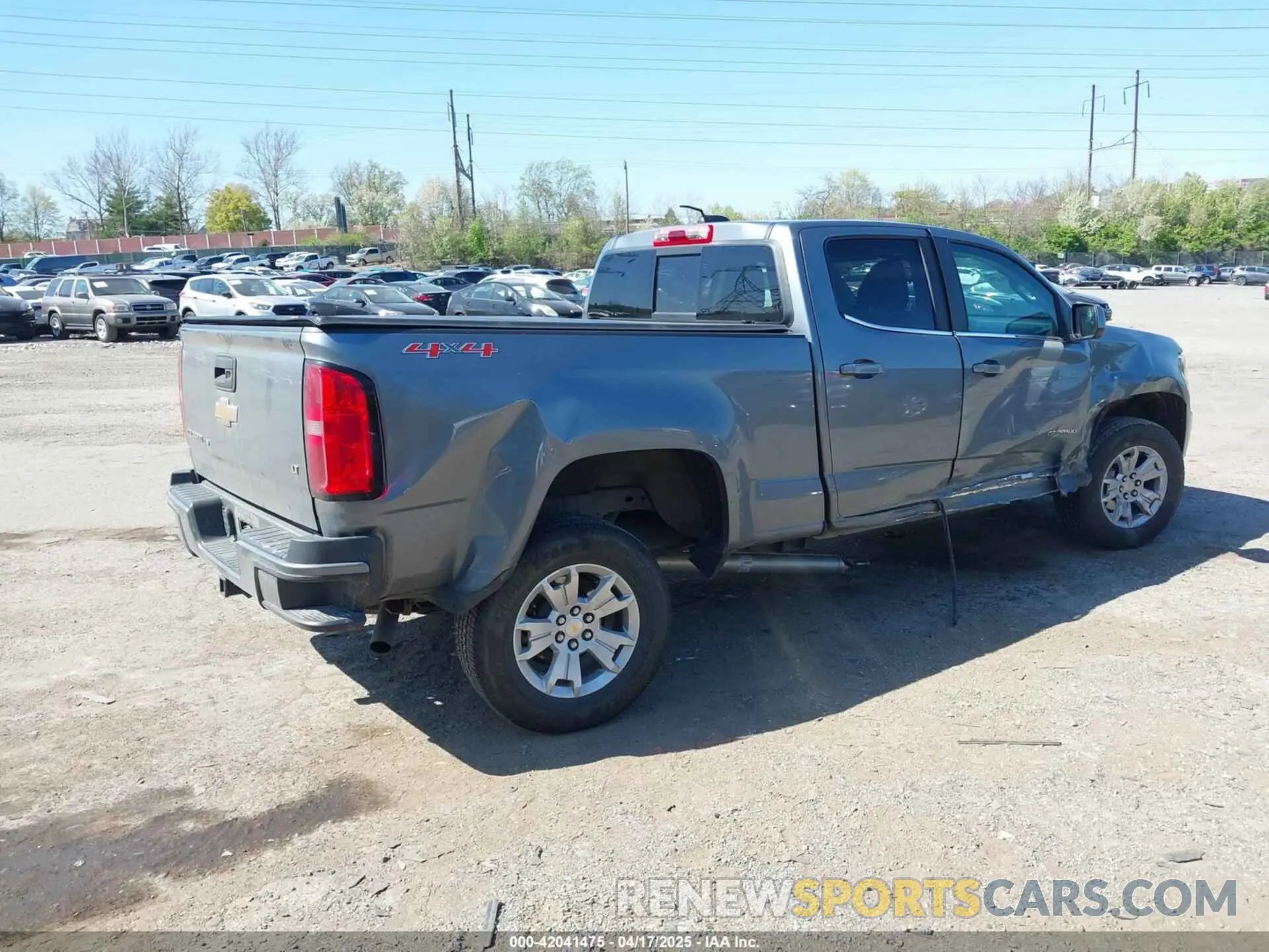 4 Photograph of a damaged car 1GCGTCEN7L1170611 CHEVROLET COLORADO 2020