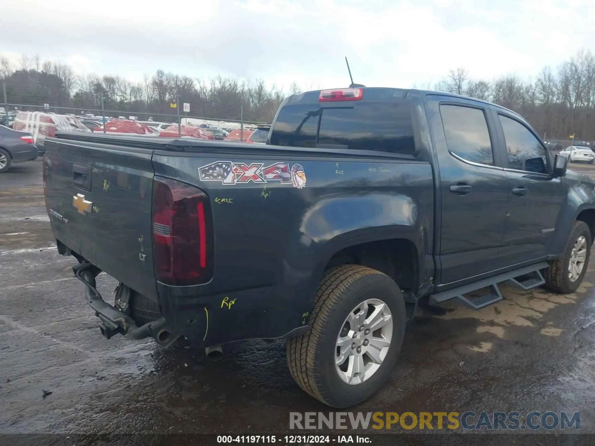 4 Photograph of a damaged car 1GCGTCEN9L1134239 CHEVROLET COLORADO 2020
