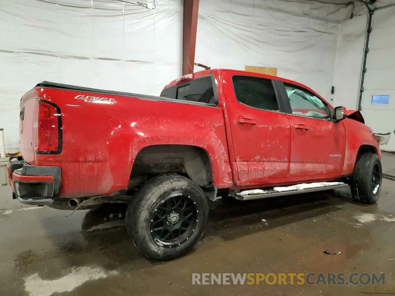 3 Photograph of a damaged car 1GCGTCENXL1104411 CHEVROLET COLORADO 2020