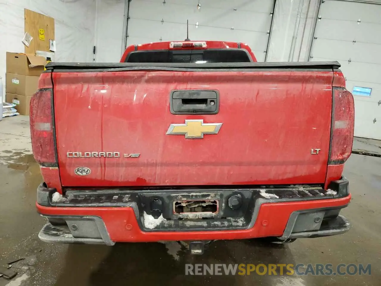 6 Photograph of a damaged car 1GCGTCENXL1104411 CHEVROLET COLORADO 2020