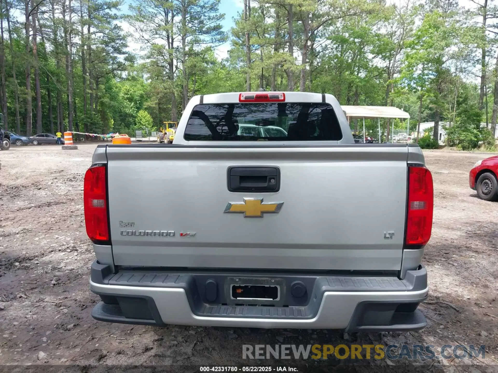 17 Photograph of a damaged car 1GCGTCENXL1126974 CHEVROLET COLORADO 2020