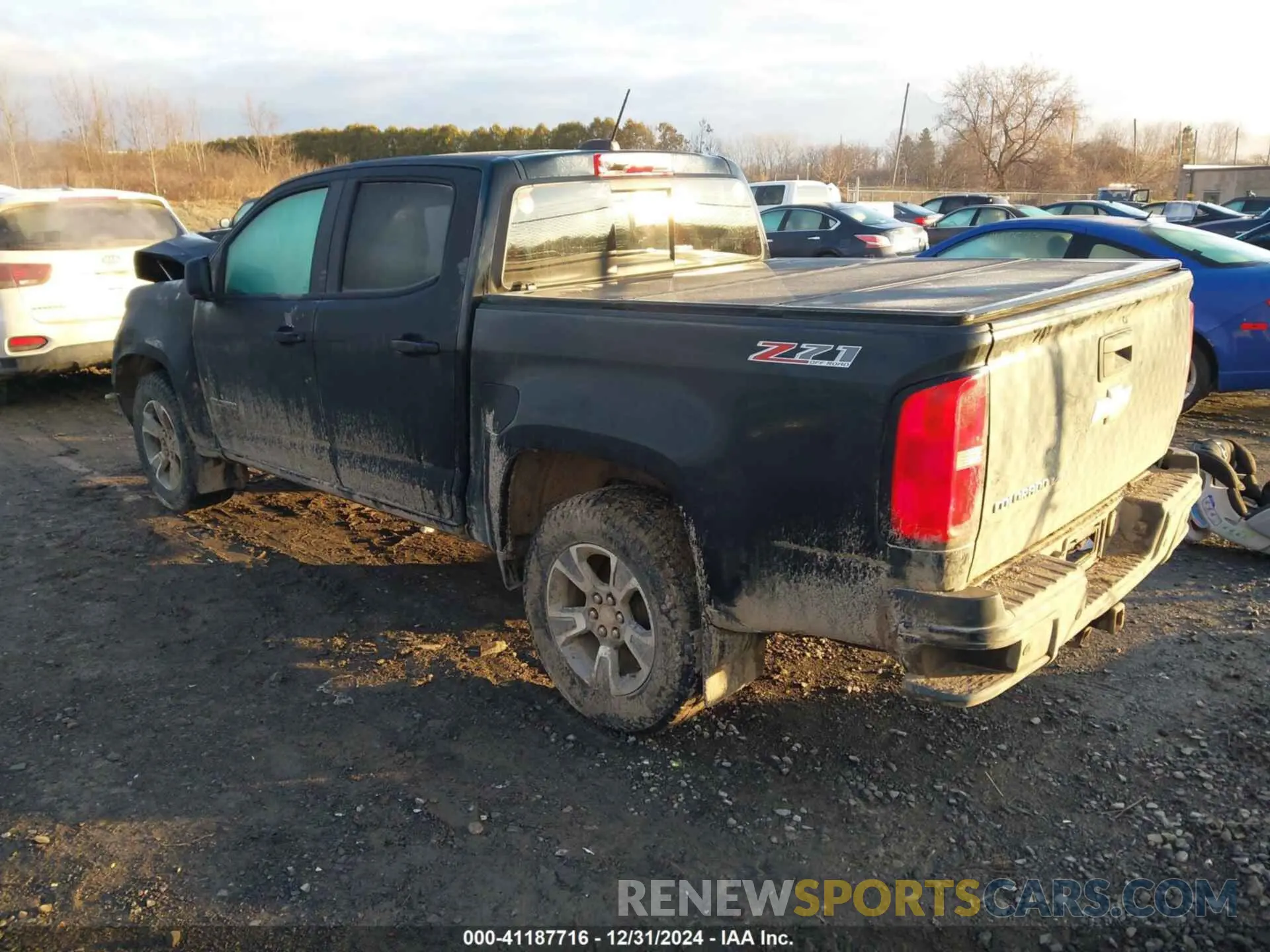 3 Photograph of a damaged car 1GCGTDEN0L1133549 CHEVROLET COLORADO 2020