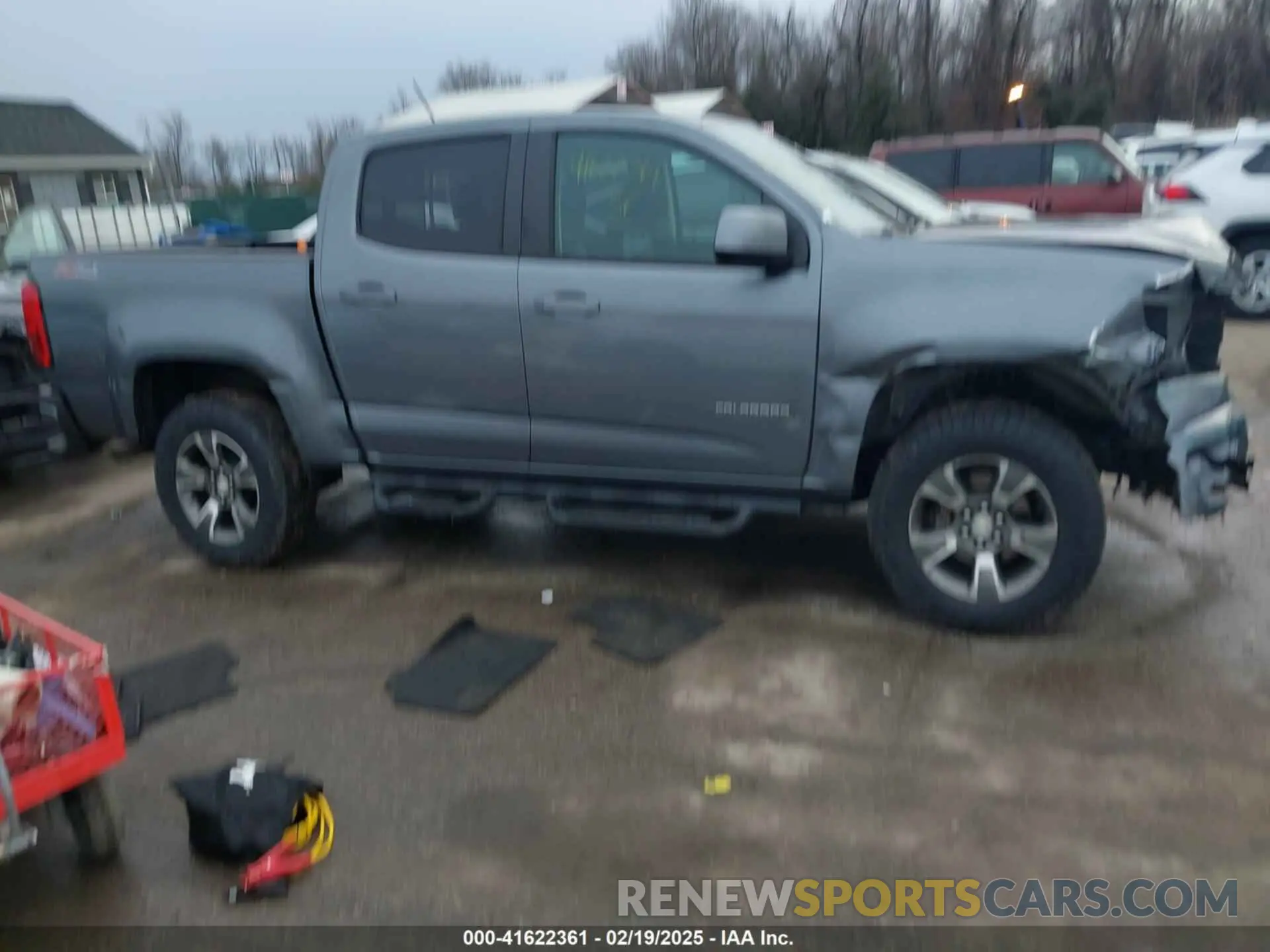 13 Photograph of a damaged car 1GCGTDEN3L1154721 CHEVROLET COLORADO 2020