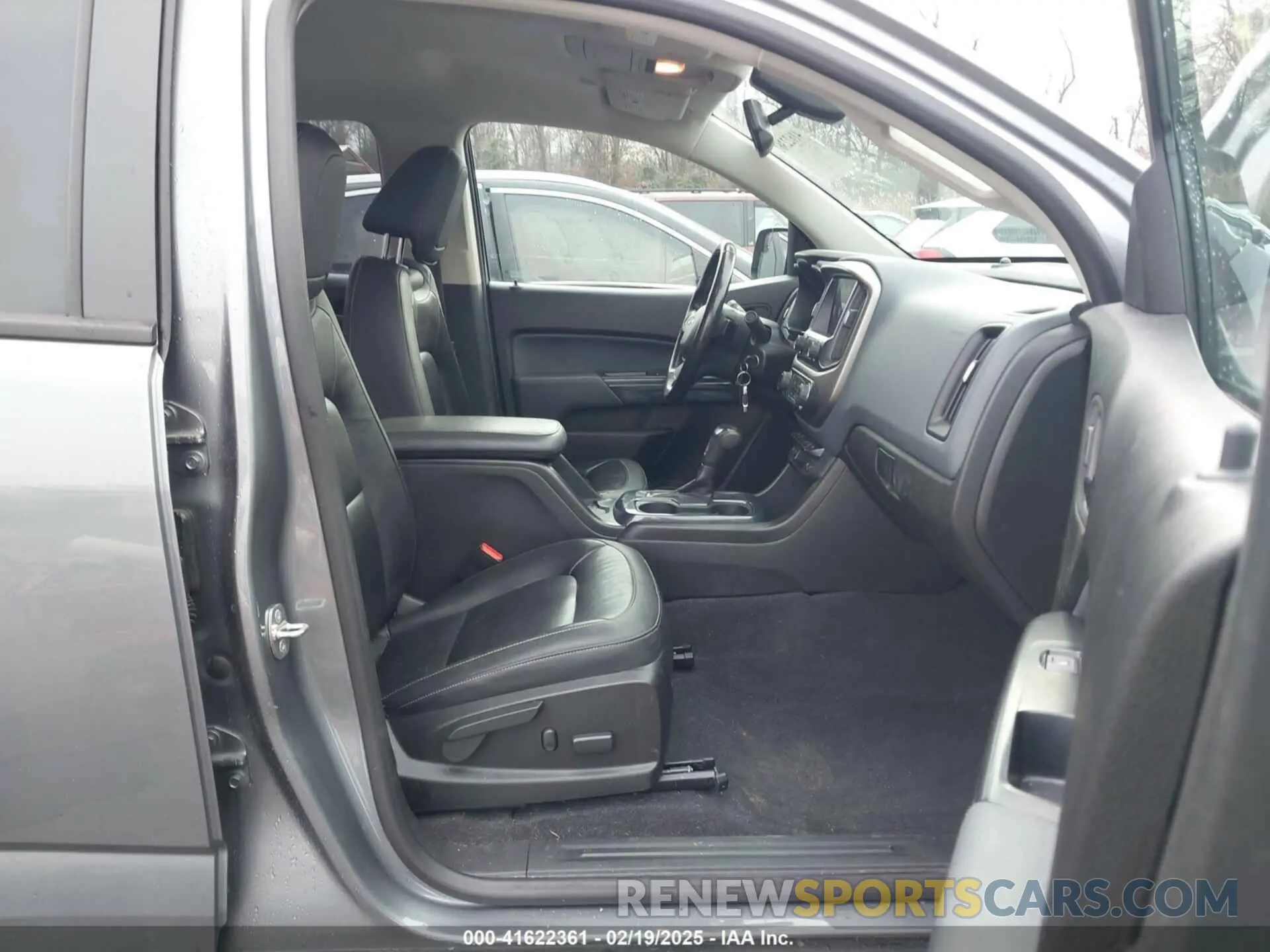 5 Photograph of a damaged car 1GCGTDEN3L1154721 CHEVROLET COLORADO 2020