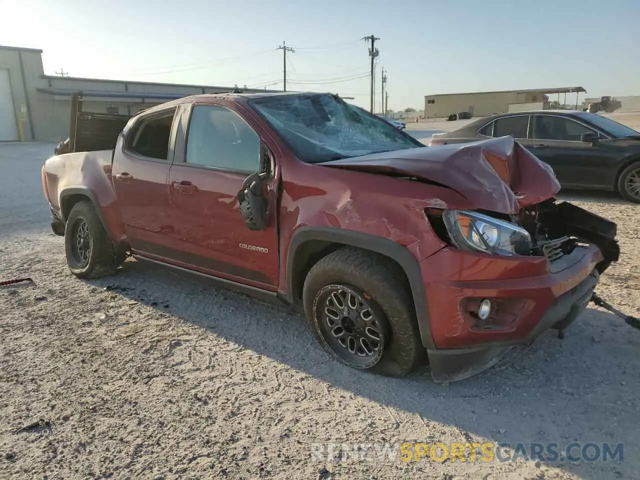 4 Photograph of a damaged car 1GCGTDEN3L1202170 CHEVROLET COLORADO 2020