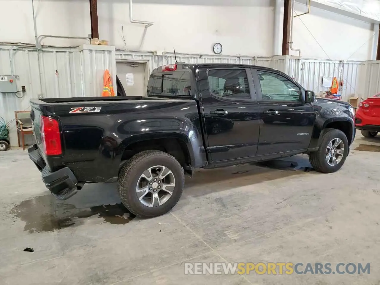 3 Photograph of a damaged car 1GCGTDEN5L1107402 CHEVROLET COLORADO 2020