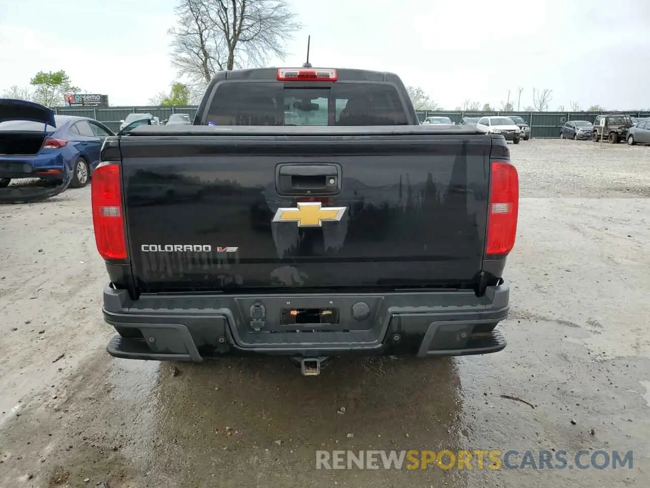 6 Photograph of a damaged car 1GCGTDEN6L1138531 CHEVROLET COLORADO 2020