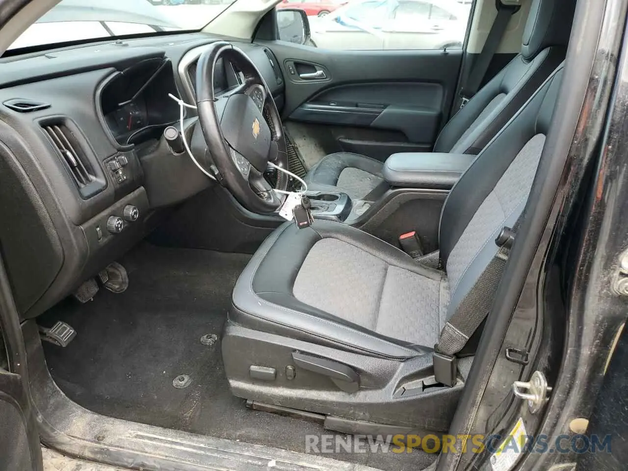 7 Photograph of a damaged car 1GCGTDEN6L1138531 CHEVROLET COLORADO 2020