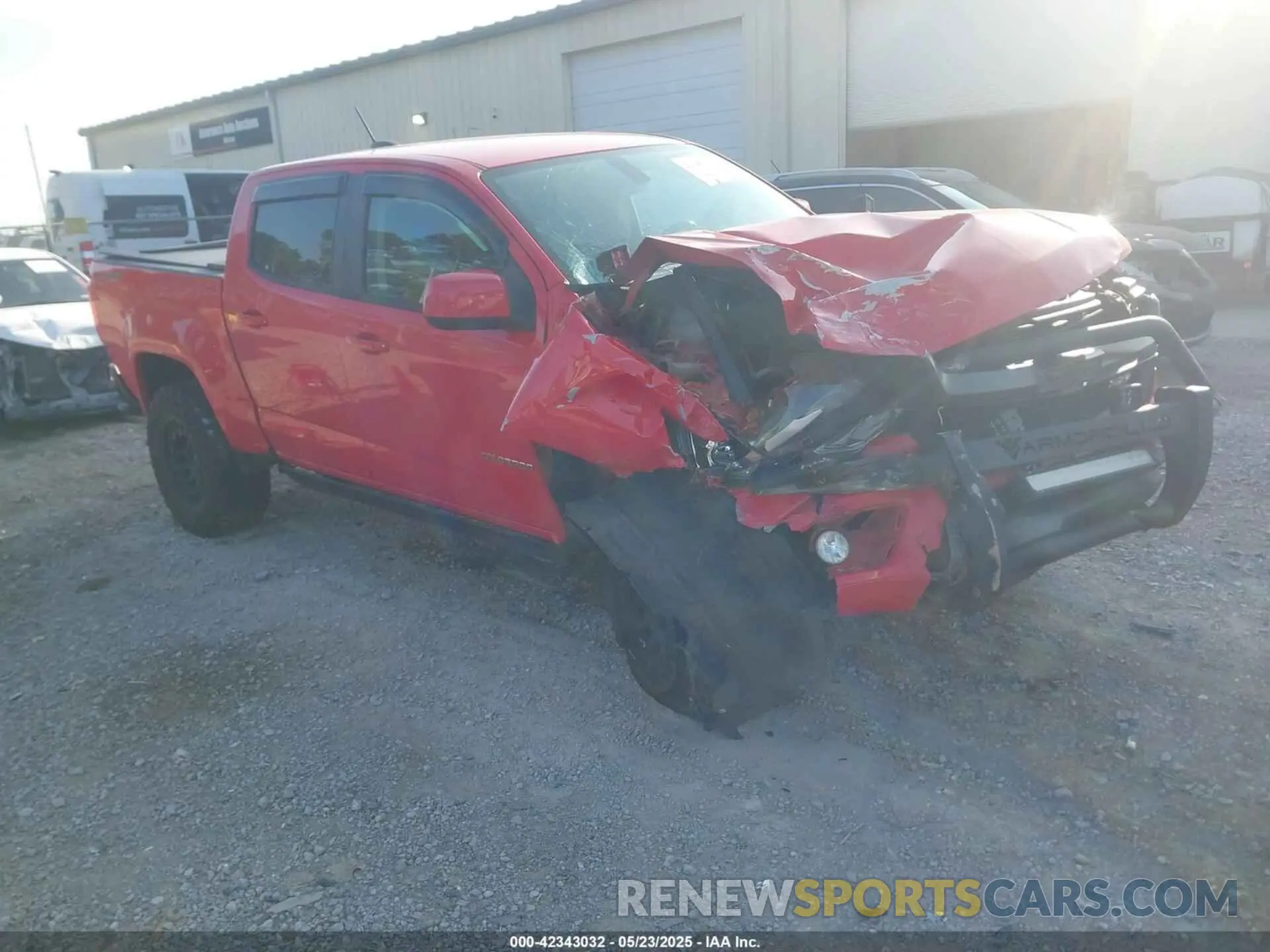1 Photograph of a damaged car 1GCGTDEN6L1215253 CHEVROLET COLORADO 2020