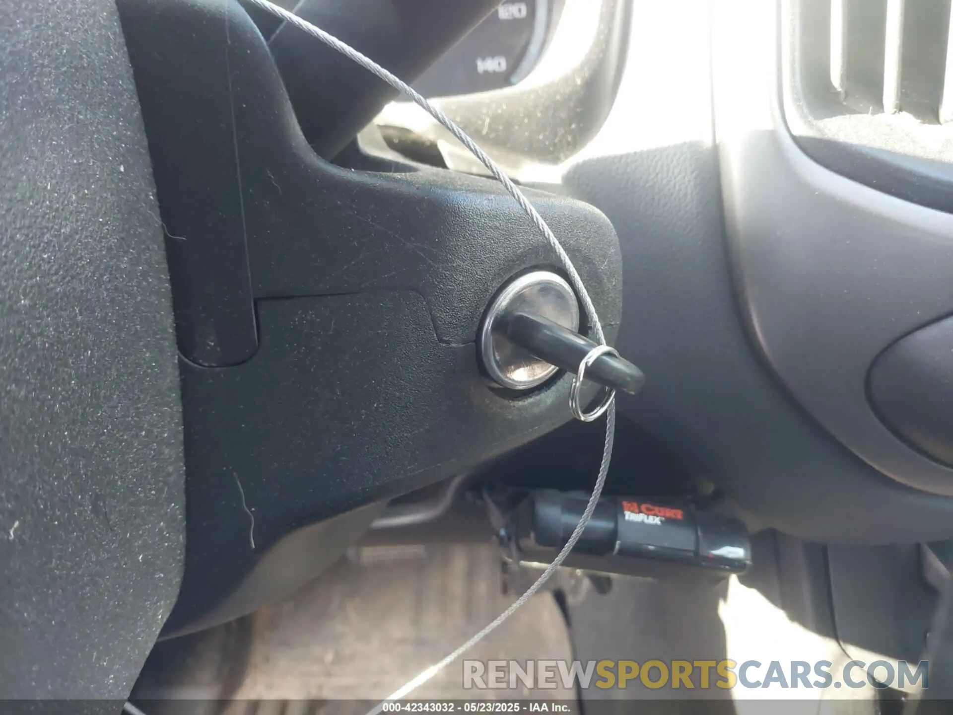 11 Photograph of a damaged car 1GCGTDEN6L1215253 CHEVROLET COLORADO 2020