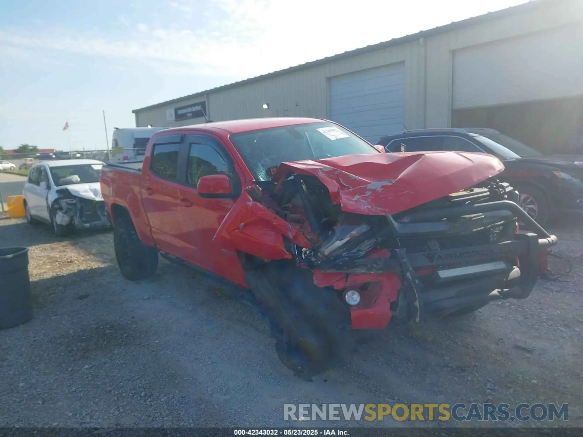 6 Photograph of a damaged car 1GCGTDEN6L1215253 CHEVROLET COLORADO 2020