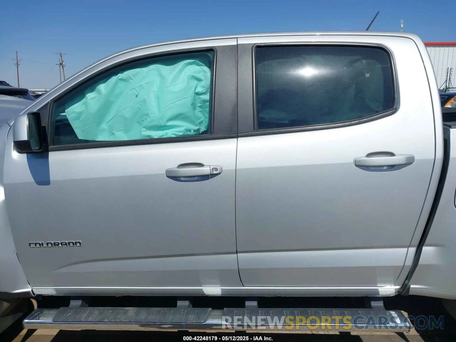 14 Photograph of a damaged car 1GCGTDEN7L1131961 CHEVROLET COLORADO 2020