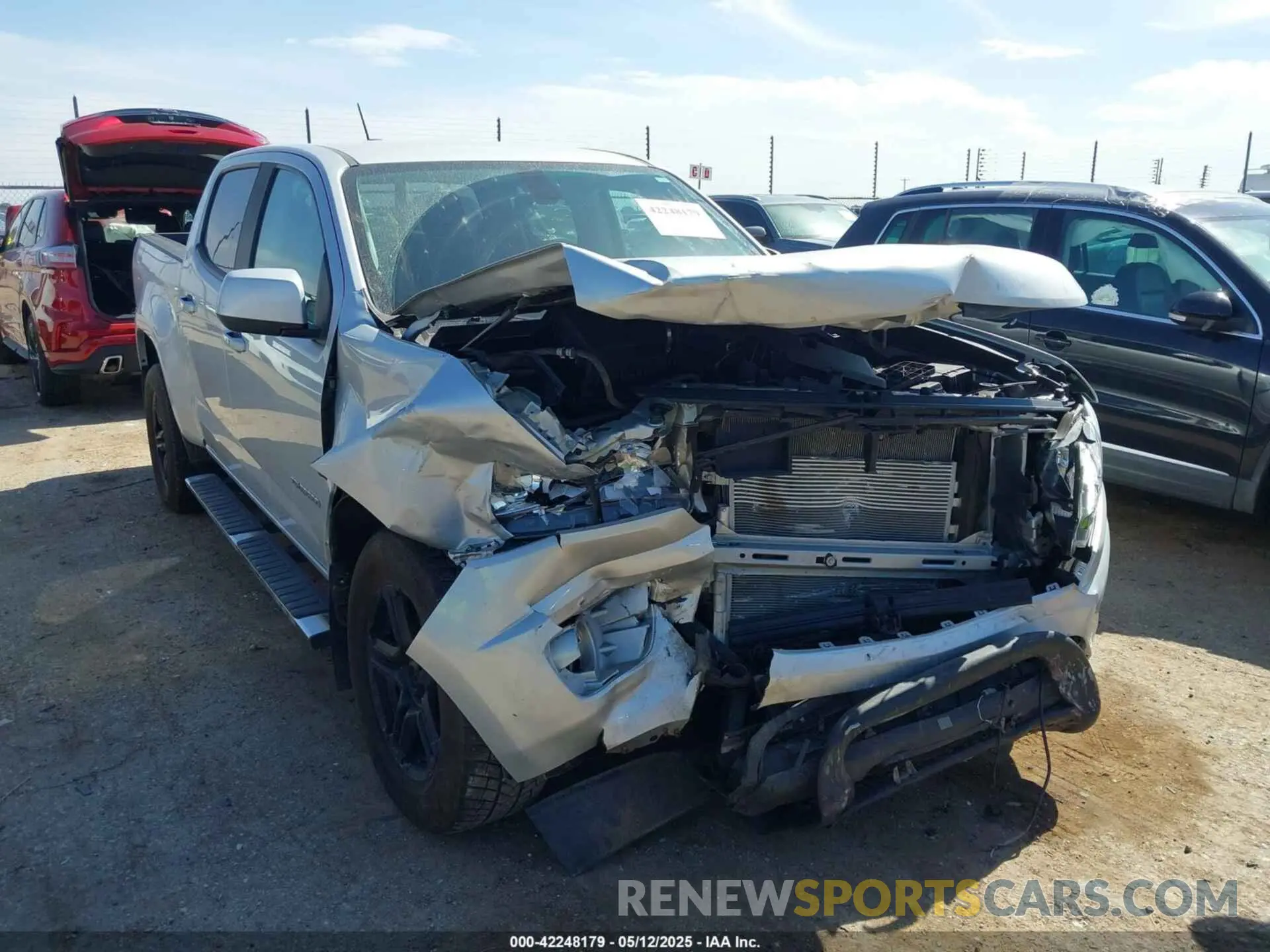 6 Photograph of a damaged car 1GCGTDEN7L1131961 CHEVROLET COLORADO 2020