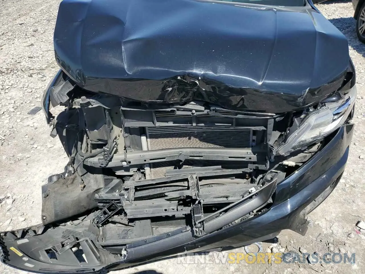 11 Photograph of a damaged car 1GCGTDEN7L1229369 CHEVROLET COLORADO 2020