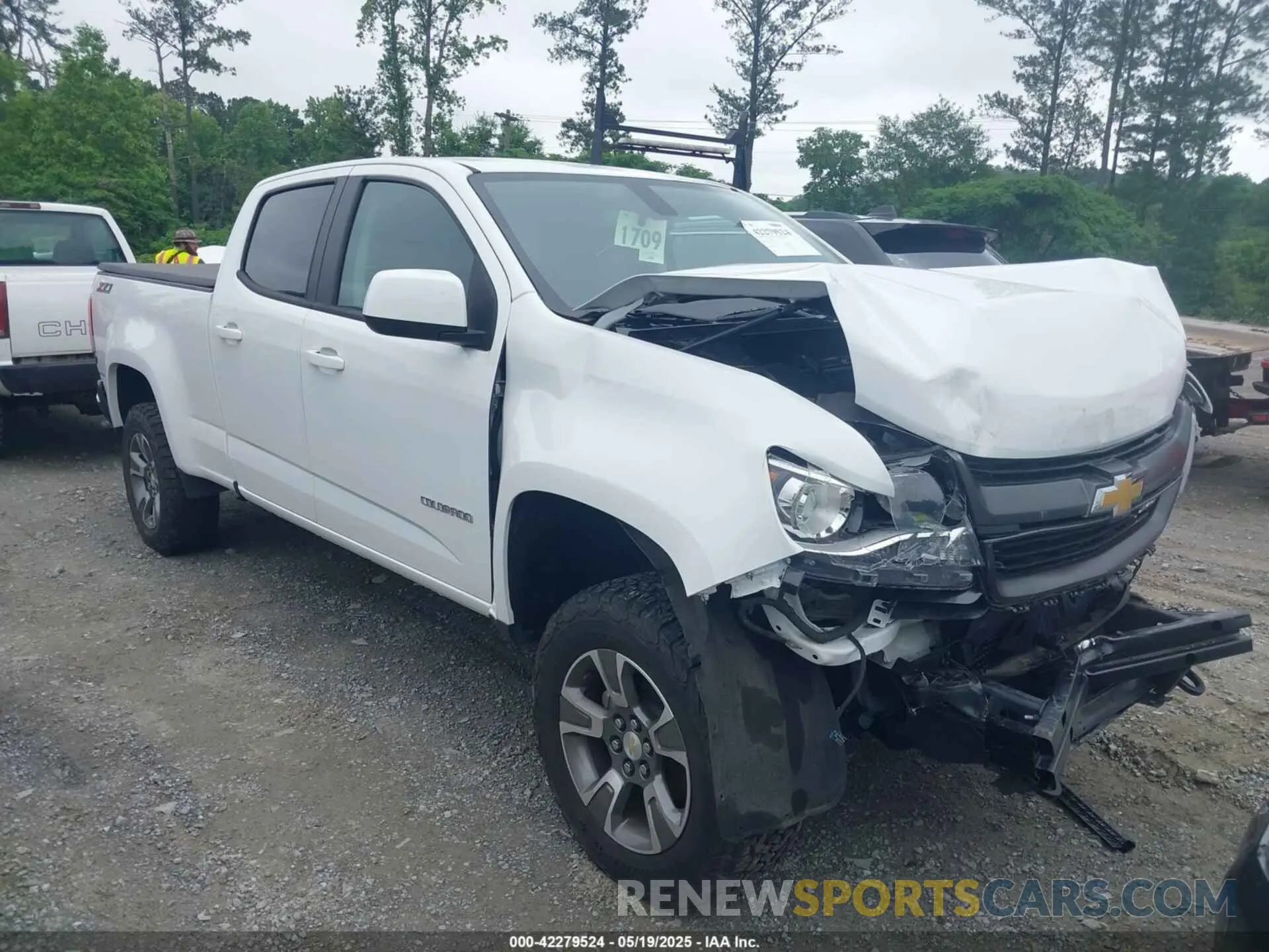 1 Photograph of a damaged car 1GCGTDEN8L1238033 CHEVROLET COLORADO 2020