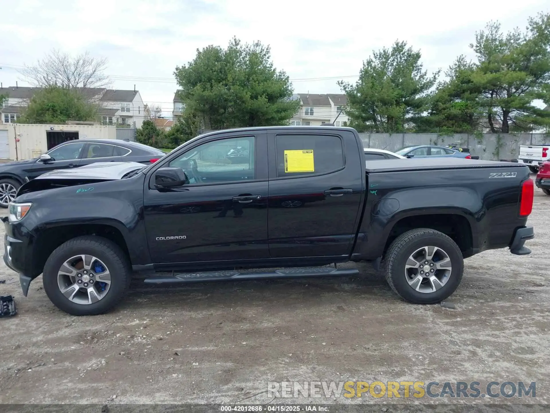 14 Photograph of a damaged car 1GCGTDEN9L1135767 CHEVROLET COLORADO 2020