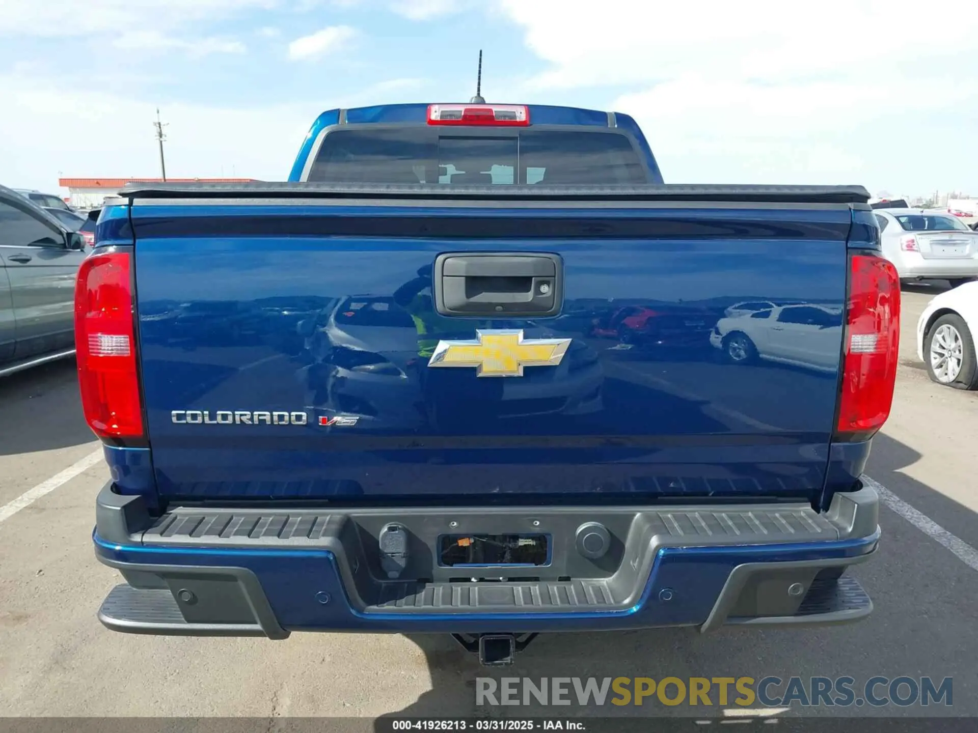 16 Photograph of a damaged car 1GCGTDEN9L1196083 CHEVROLET COLORADO 2020