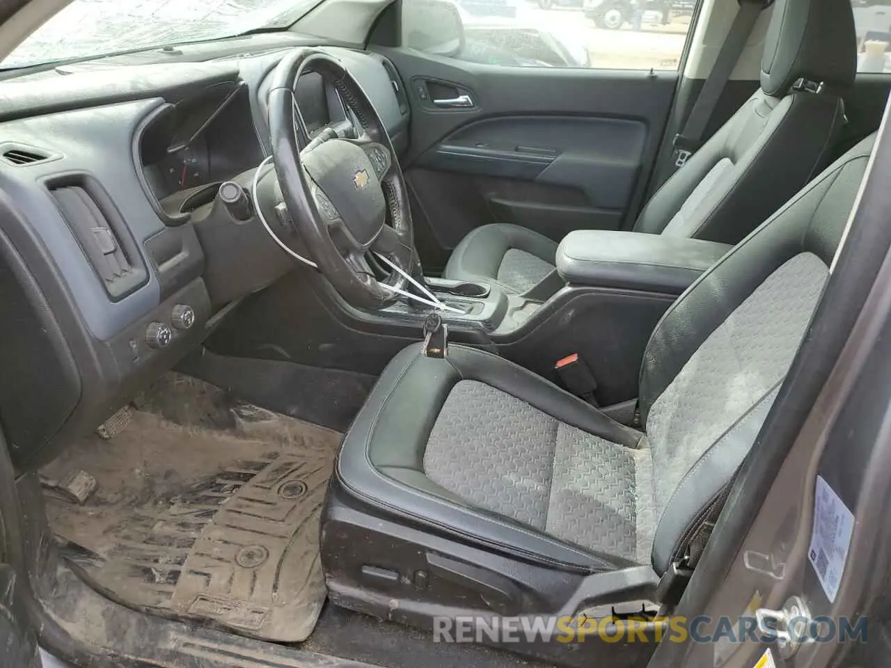 7 Photograph of a damaged car 1GCGTDENXL1245856 CHEVROLET COLORADO 2020