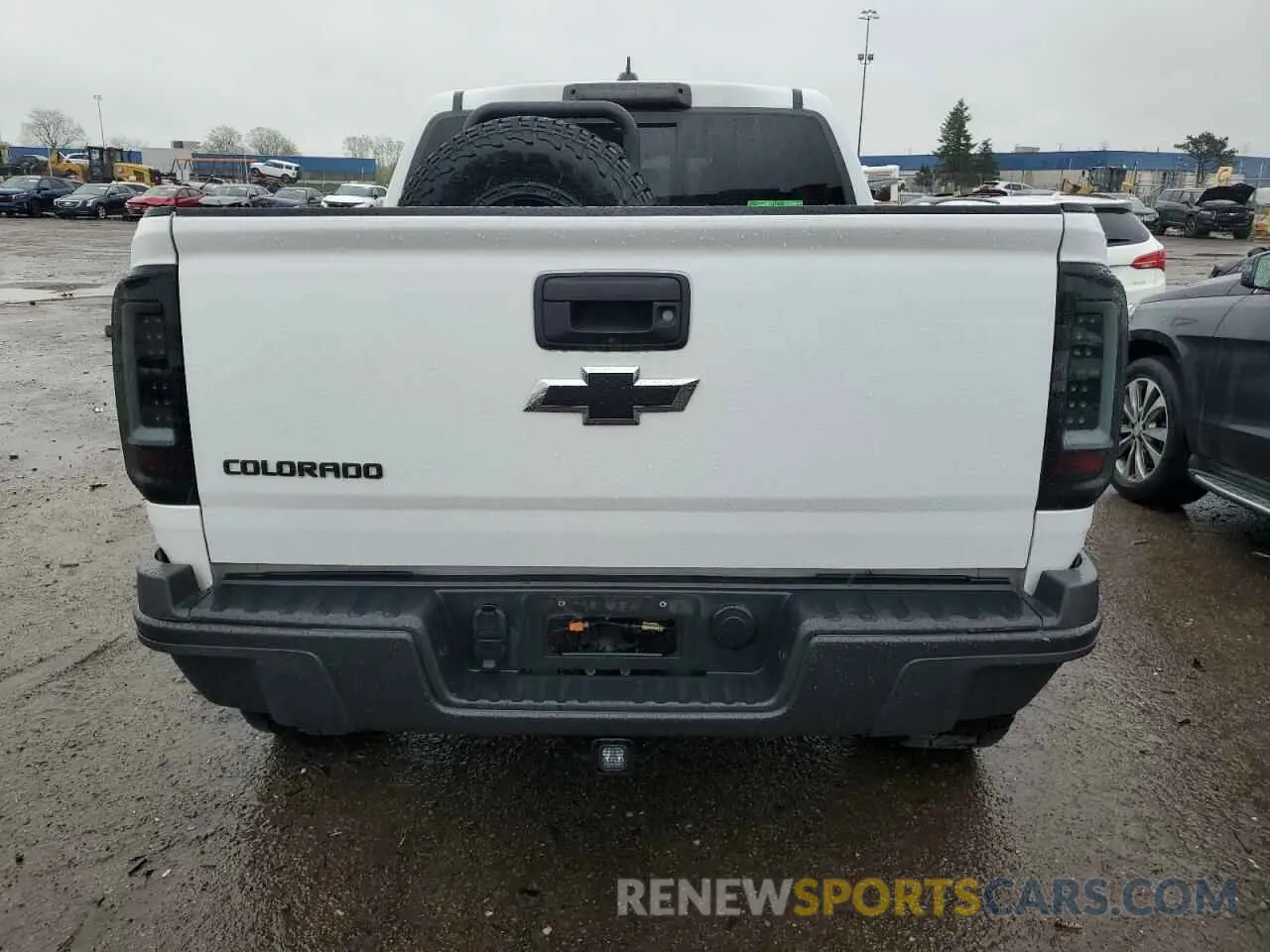 6 Photograph of a damaged car 1GCGTEEN3L1244554 CHEVROLET COLORADO 2020