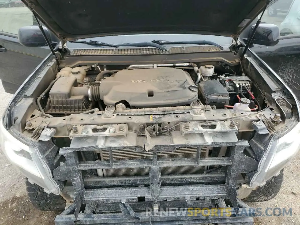 11 Photograph of a damaged car 1GCGTEEN4L1108305 CHEVROLET COLORADO 2020
