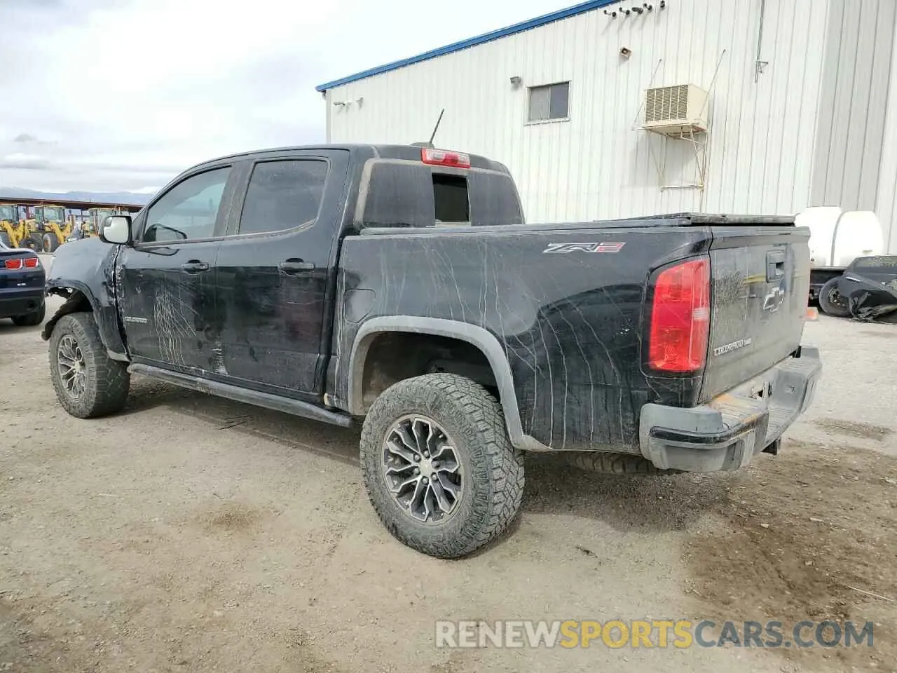 2 Photograph of a damaged car 1GCGTEEN4L1108305 CHEVROLET COLORADO 2020