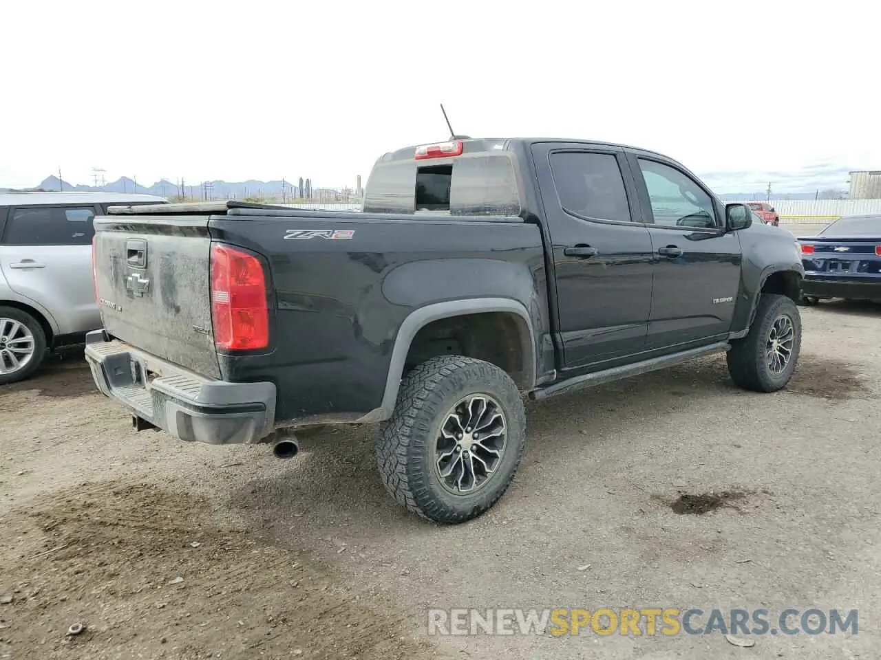 3 Photograph of a damaged car 1GCGTEEN4L1108305 CHEVROLET COLORADO 2020