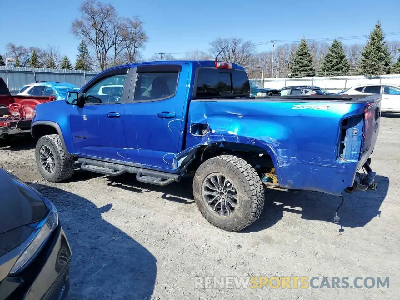 2 Photograph of a damaged car 1GCGTEEN6L1133626 CHEVROLET COLORADO 2020