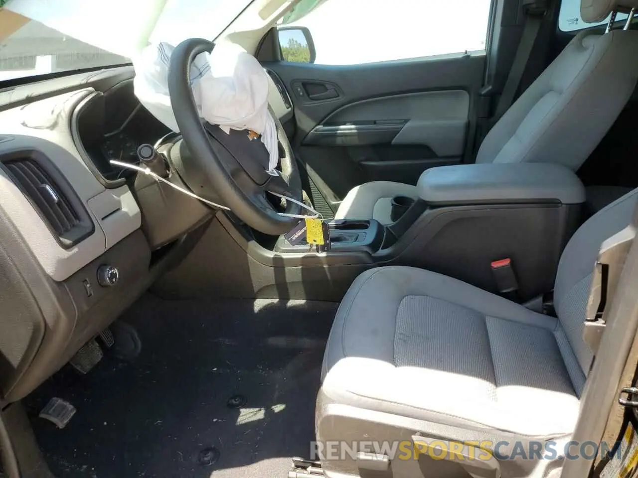7 Photograph of a damaged car 1GCHSBEA1L1241428 CHEVROLET COLORADO 2020