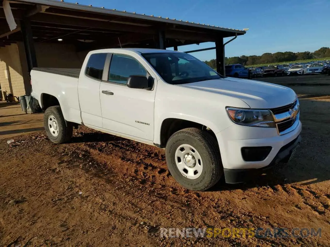 4 Photograph of a damaged car 1GCHSBEA2L1237906 CHEVROLET COLORADO 2020