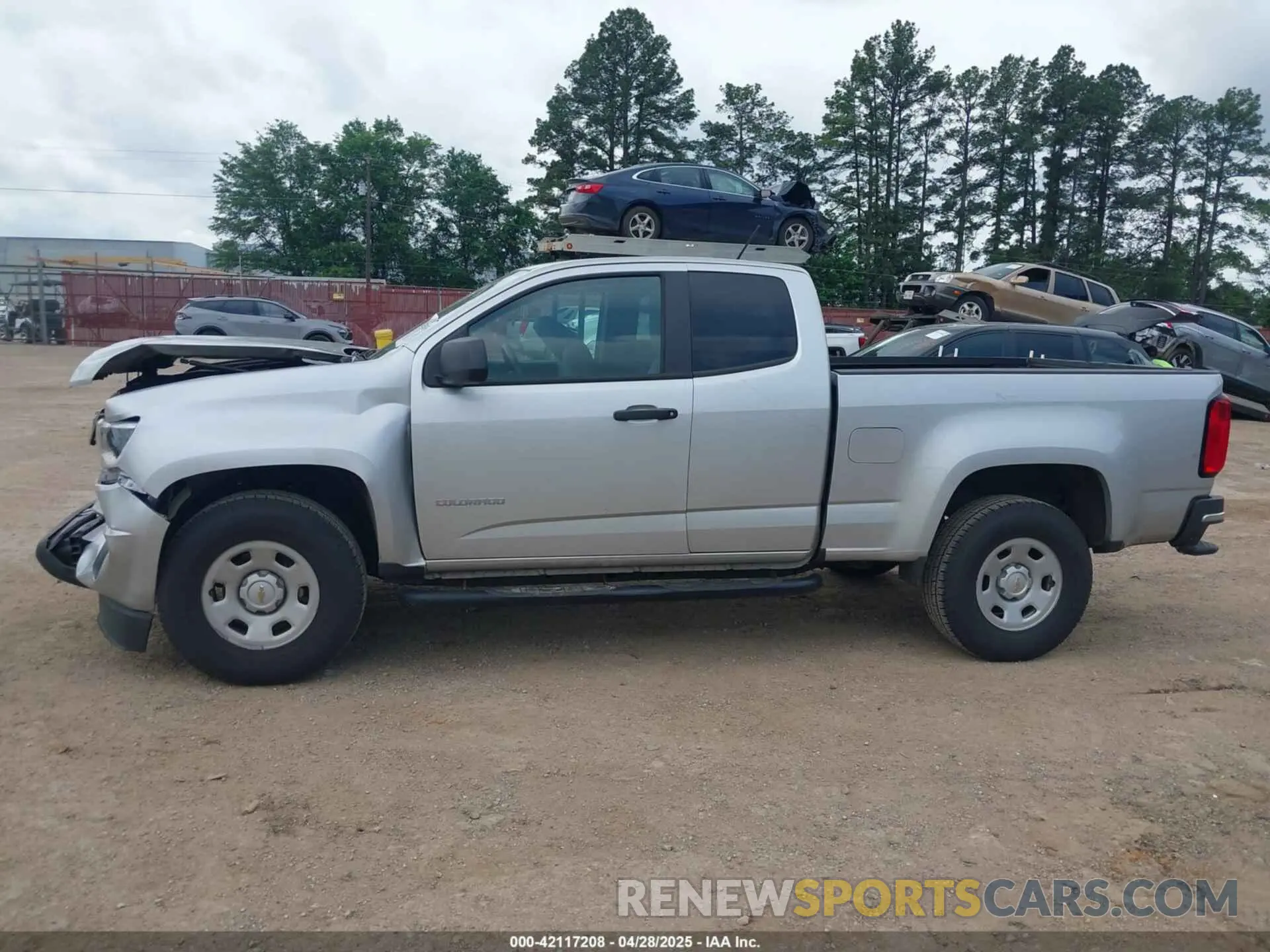 14 Photograph of a damaged car 1GCHSBEA3L1138351 CHEVROLET COLORADO 2020